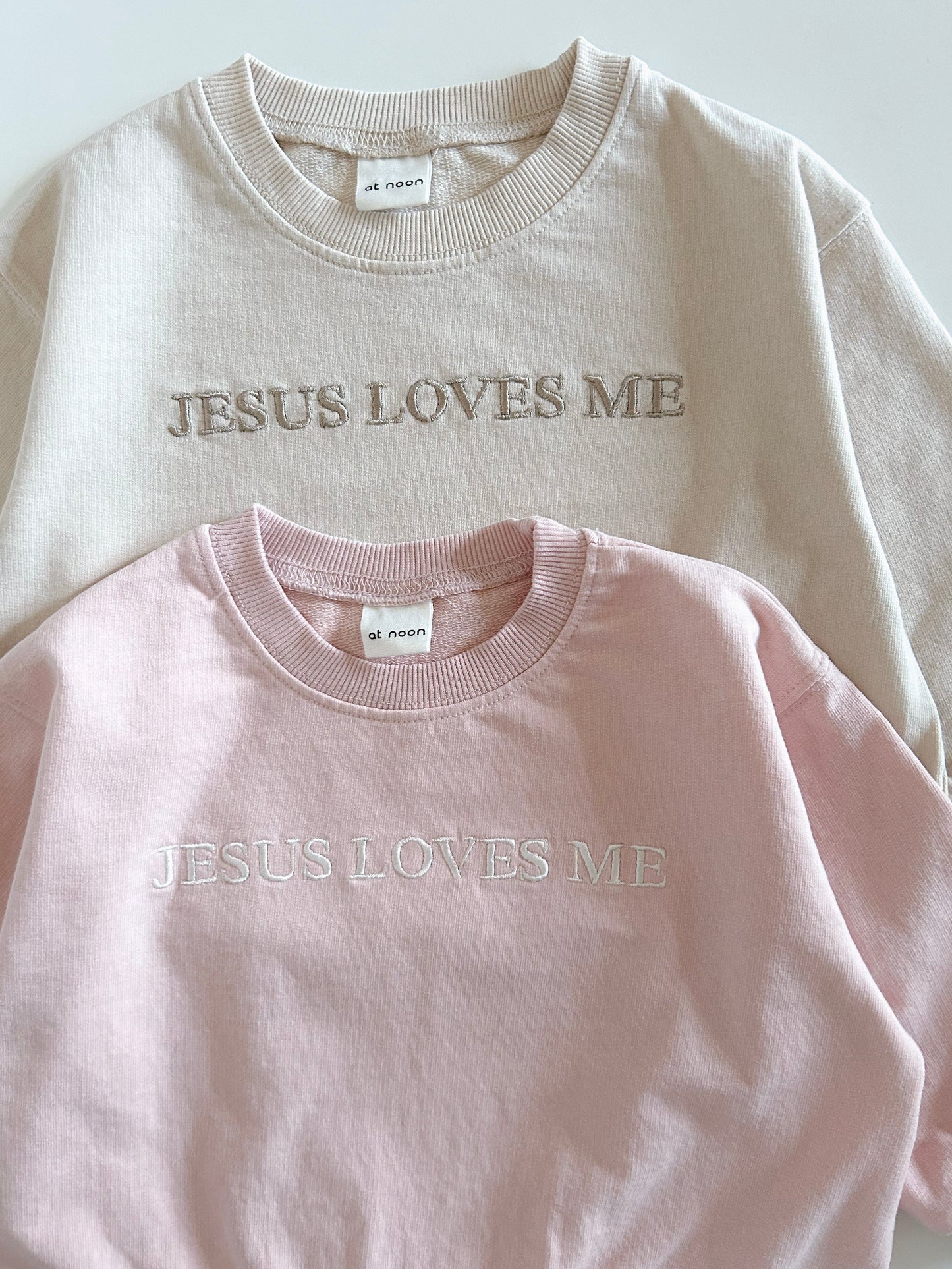 [At Noon Original Design] Kids JESUS LOVES ME Sweatshirt (6m-9y) - Beige