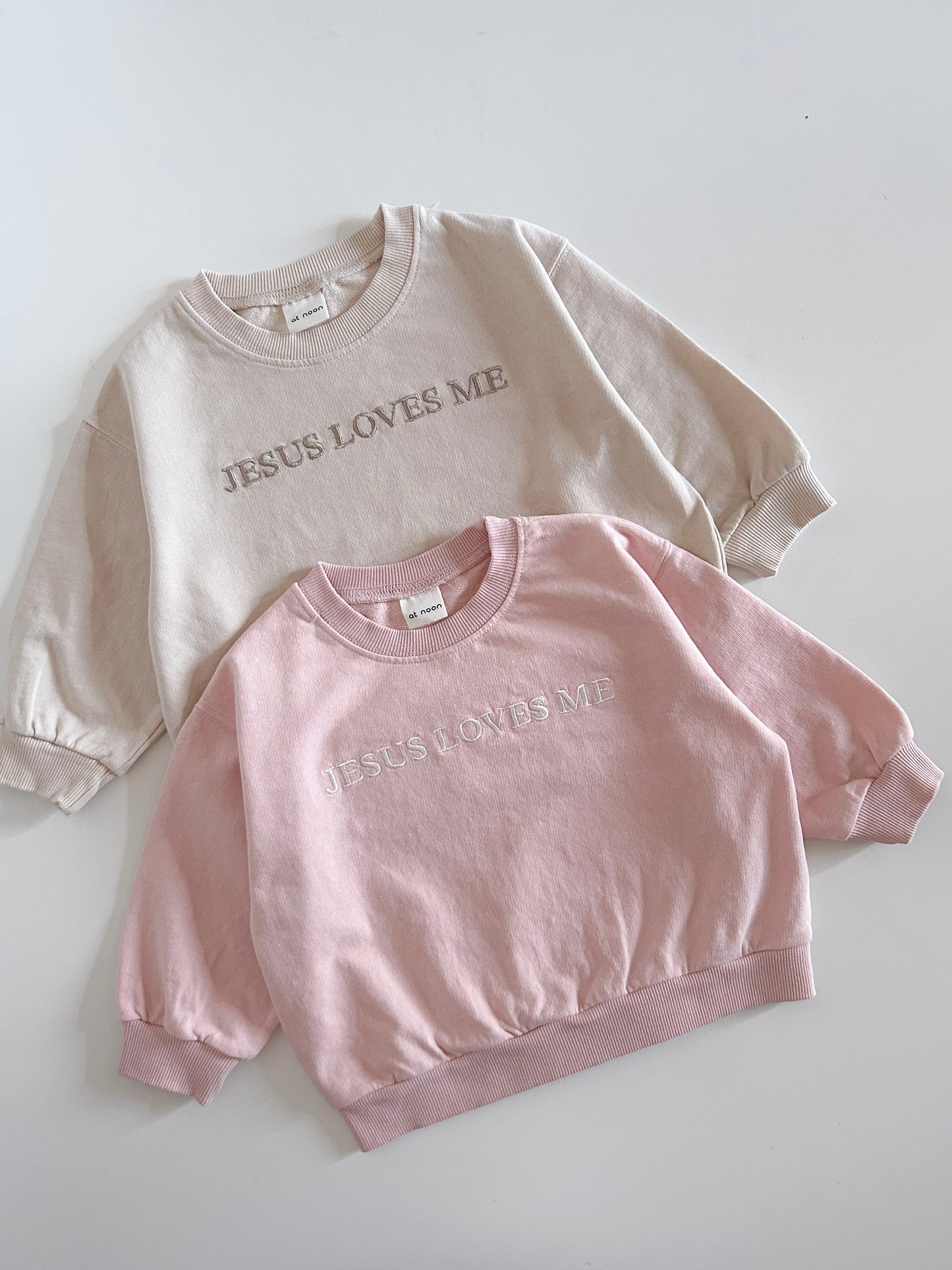 [At Noon Original Design] Kids JESUS LOVES ME Sweatshirt (6m-8y) - Pink